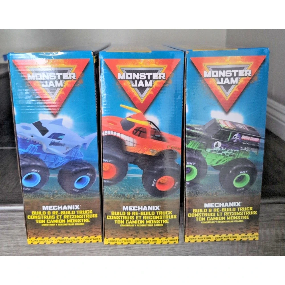 Monster Jam Mechanix Grave Digger Toro Loco Megalodon Re-Build Truck 1:18 Lot 3